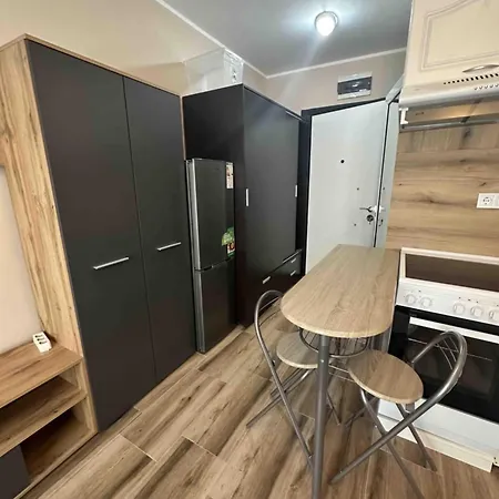 Mirror Residenced & Private Parking Sofia